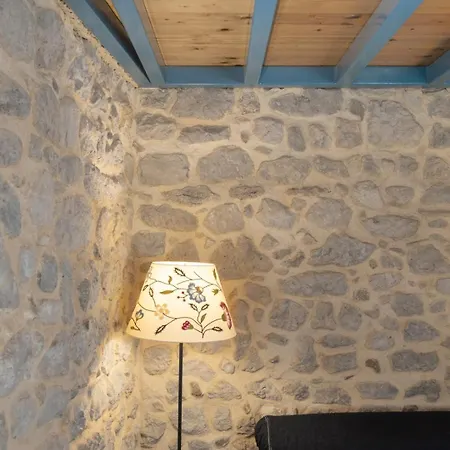 公寓 Stone House Krk 克尔克