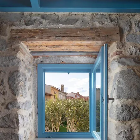 公寓 Stone House Krk 克尔克