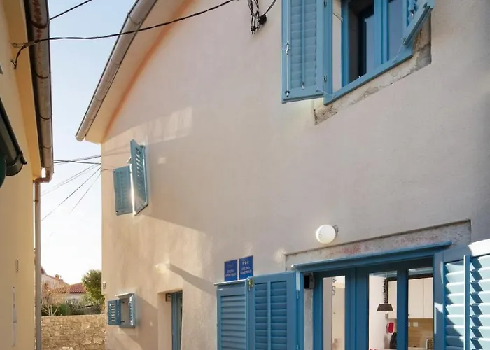Stone House Krk Апартаменты Крк